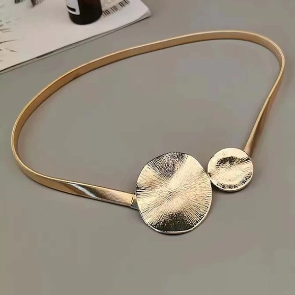 Gold Boho Womens Textured Metal Round Buckle Belt - Picture 2 of 4